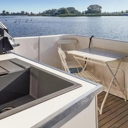 Botel Amazing Ship In Havelsee Ot Kuetzkow With Kitchen *