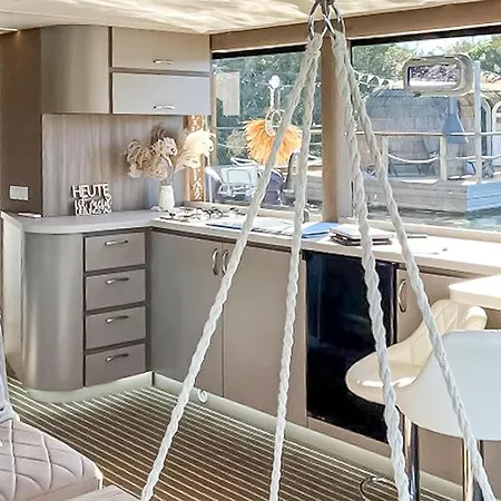 Pet Friendly Ship In Havelsee Ot Botel