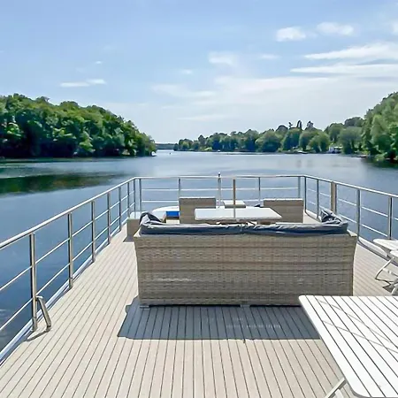 Pet Friendly Ship In Havelsee Ot Úszó hotel Kützkow